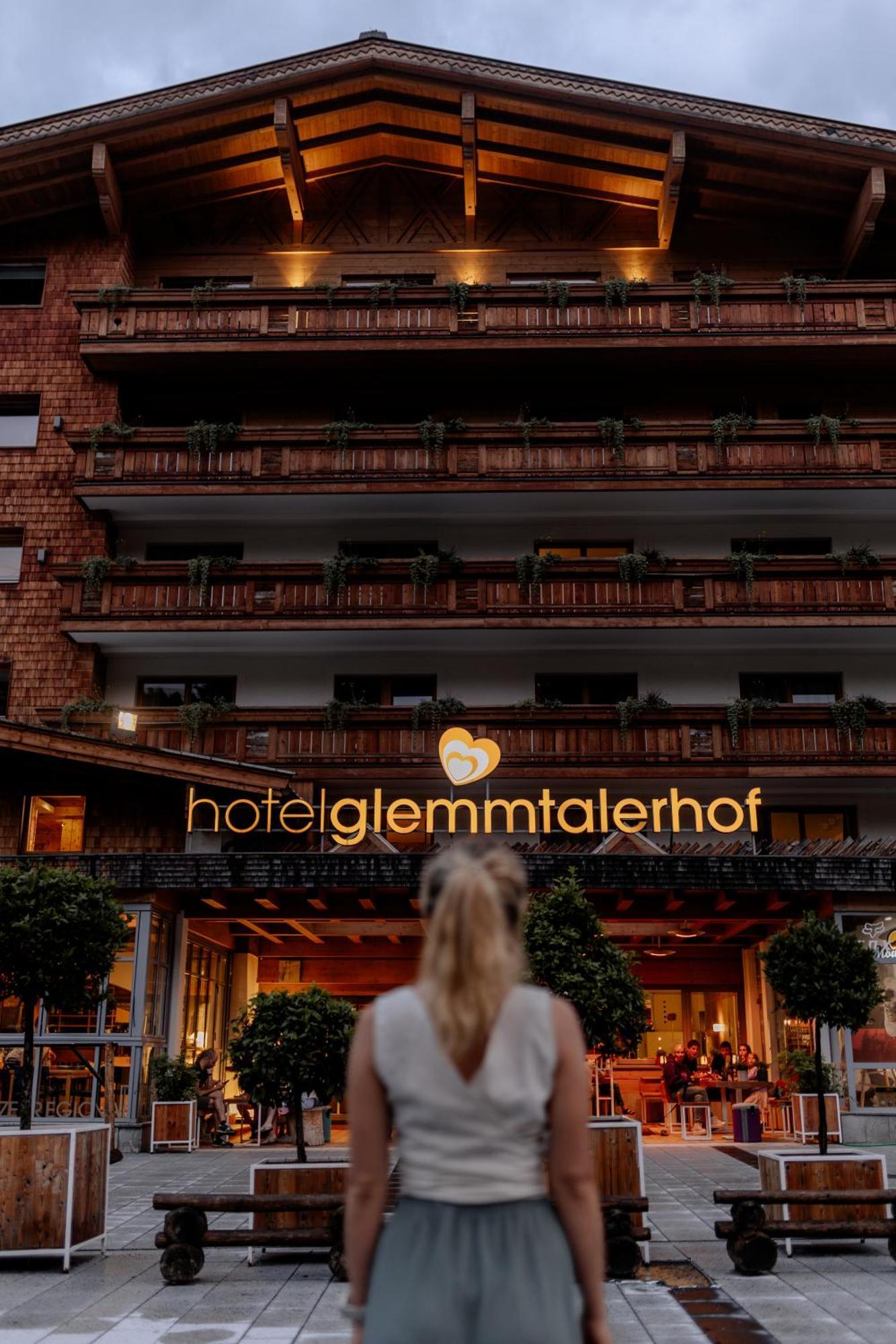 Hotel Glemmtalerhof ザールバッハ・ヒンターグレム エクステリア 写真